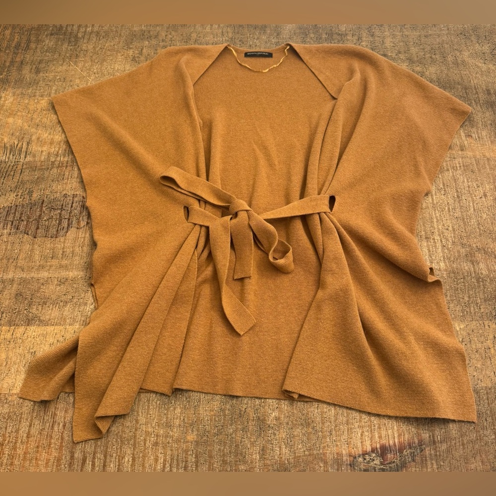 Banana Republic Tan Women's Poncho
